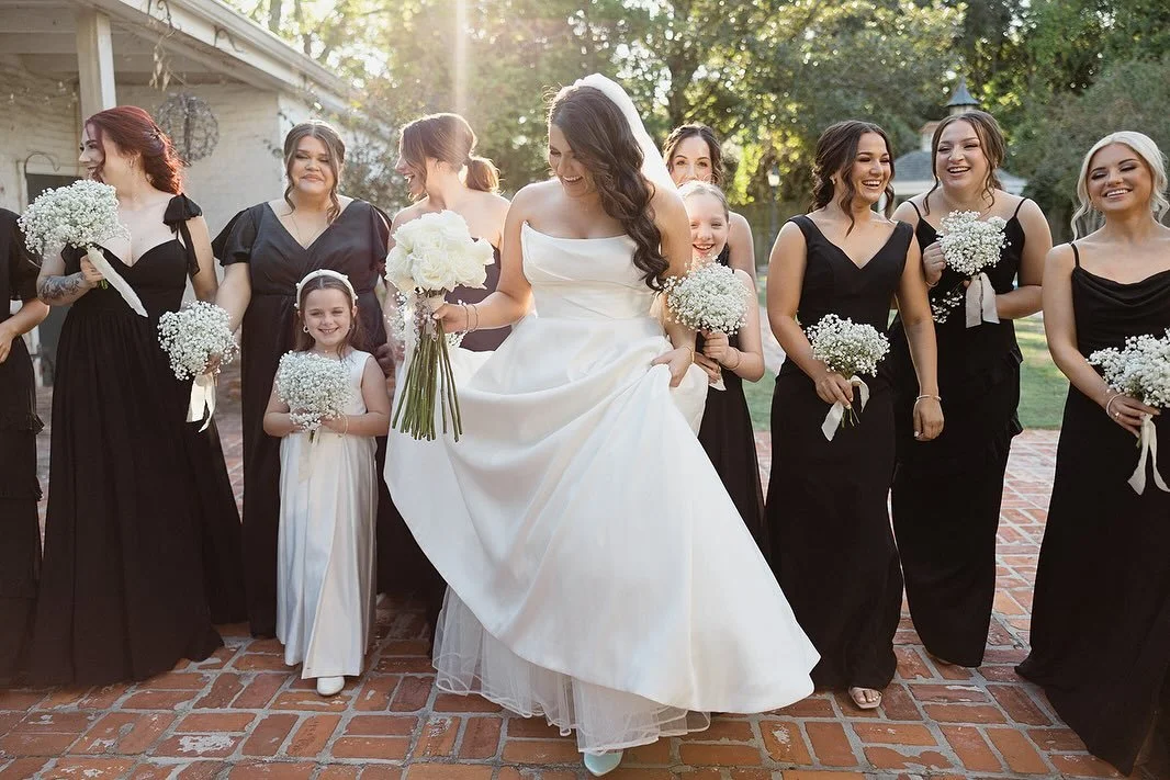 You deserve more than just a wedding day. You deserve a wedding experience.✨

At Bon Temps, we don&rsquo;t just make timelines and book vendors&hellip;we curate. 

We guide you through the noise, filter the overwhelm, and turn endless options into a 