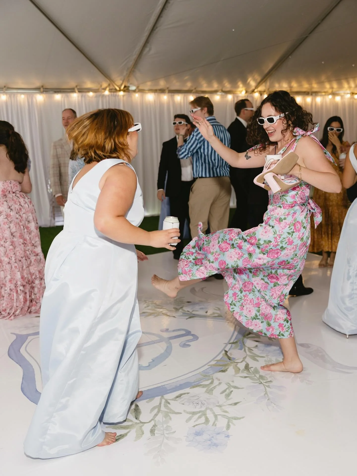 When the dance floor is that good, the heels don&rsquo;t stand a chance.💃🪩✨

The best weddings end with sore feet, full hearts, and a dance floor that never quits.

Want this kind of celebration? Let Bon Temps plan the party you&rsquo;ll never want