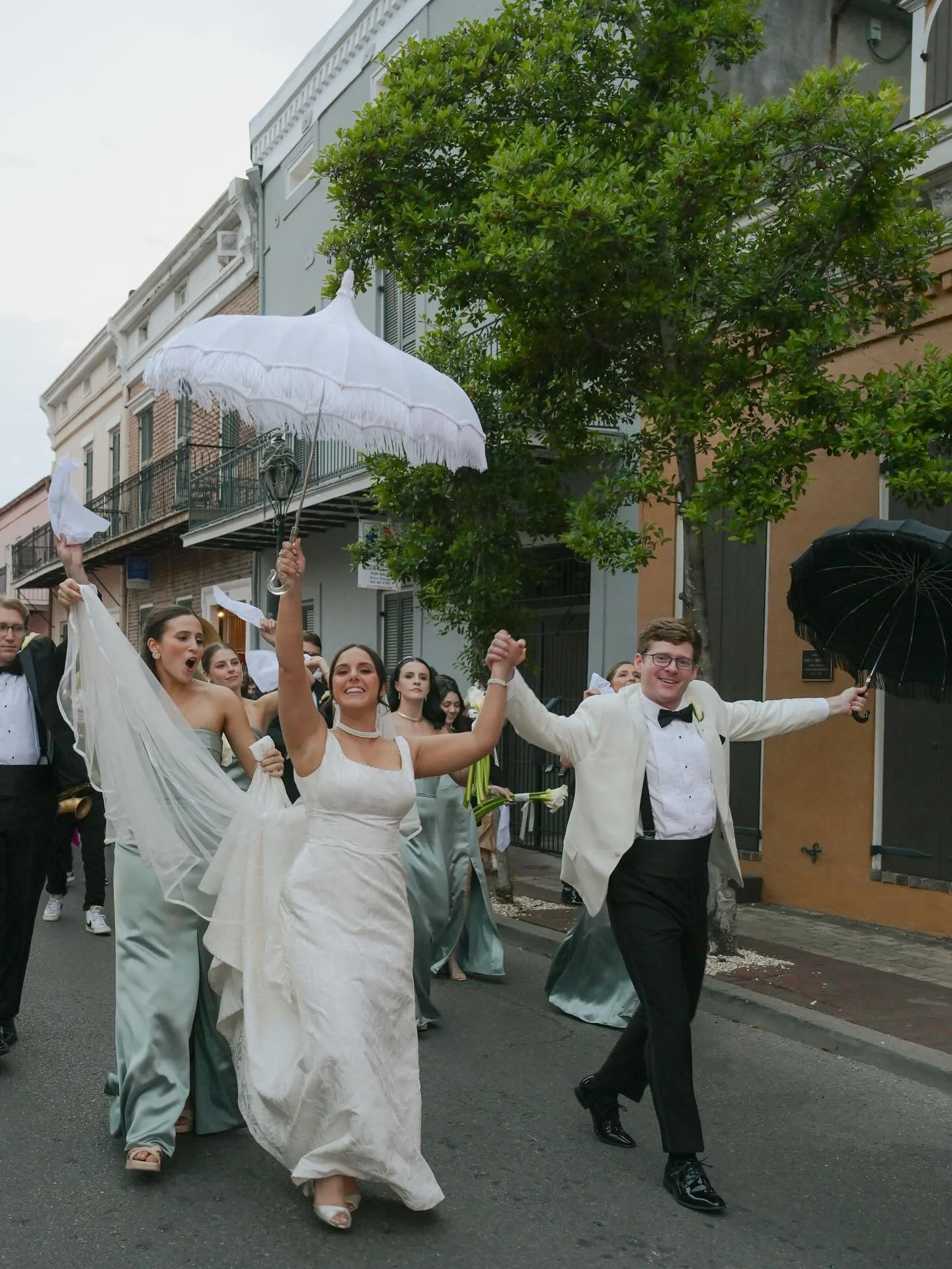 Nothing kicks off forever quite like a second line. 🥁✨

Nothing beats dancing through the streets, band leading the way, and your people celebrating every step! It&rsquo;s the kind of tradition that turns a wedding into an unforgettable night.🙌
-
W