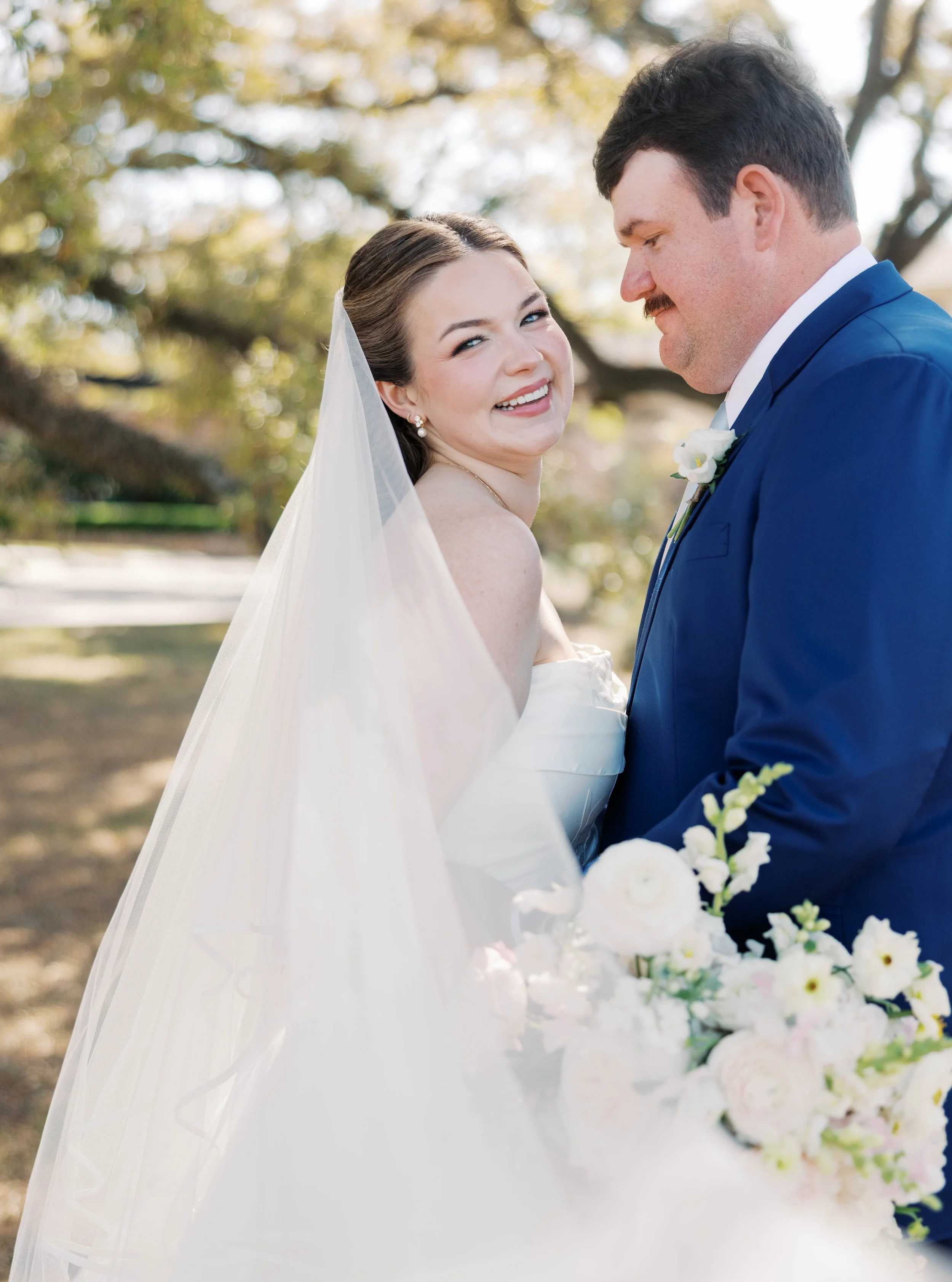 The joy I feel looking at @katiecreativeco @kt.philley and Jonah's wedding gallery from @jrastiphoto! 

Katie and Jonah's love was felt throughout the day. Not in just the ambiance, but in every single detail Katie planned out. The BTEPD girls knew w