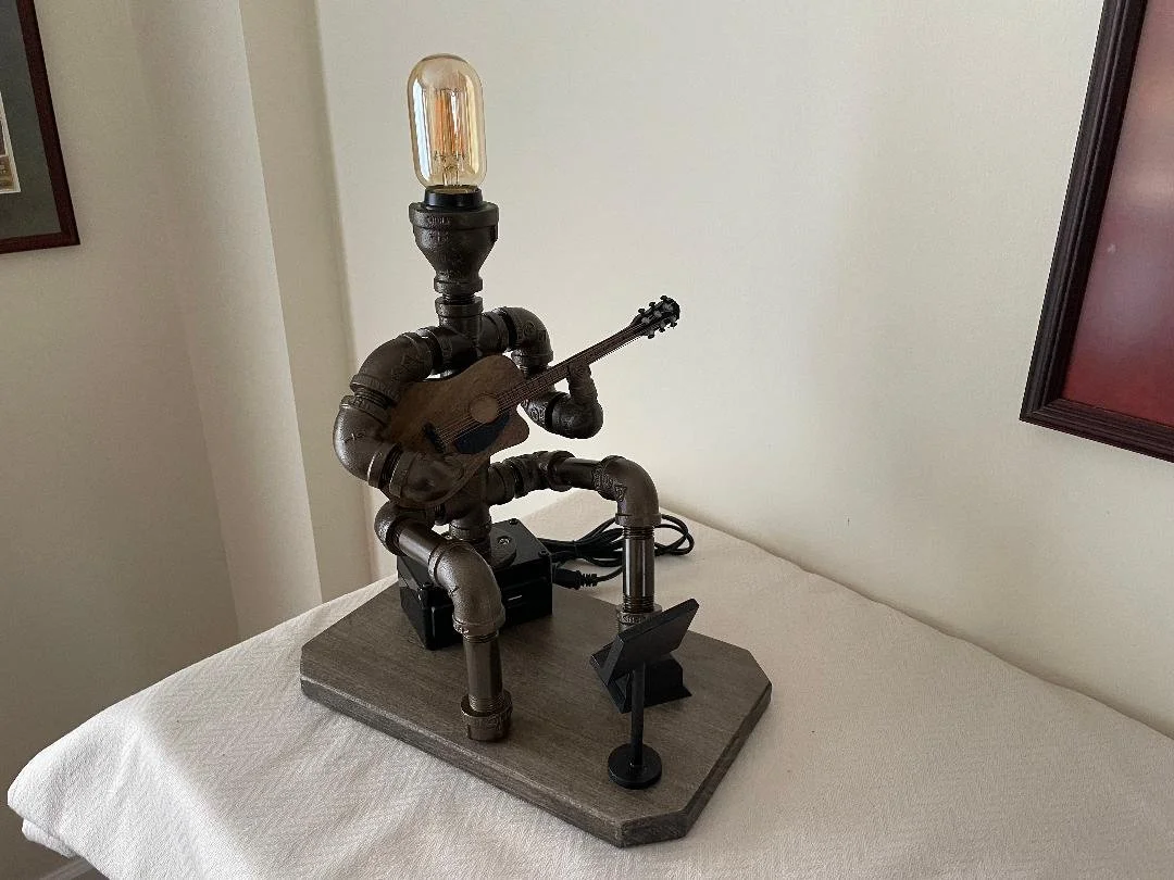 326 The Strummer.jpg