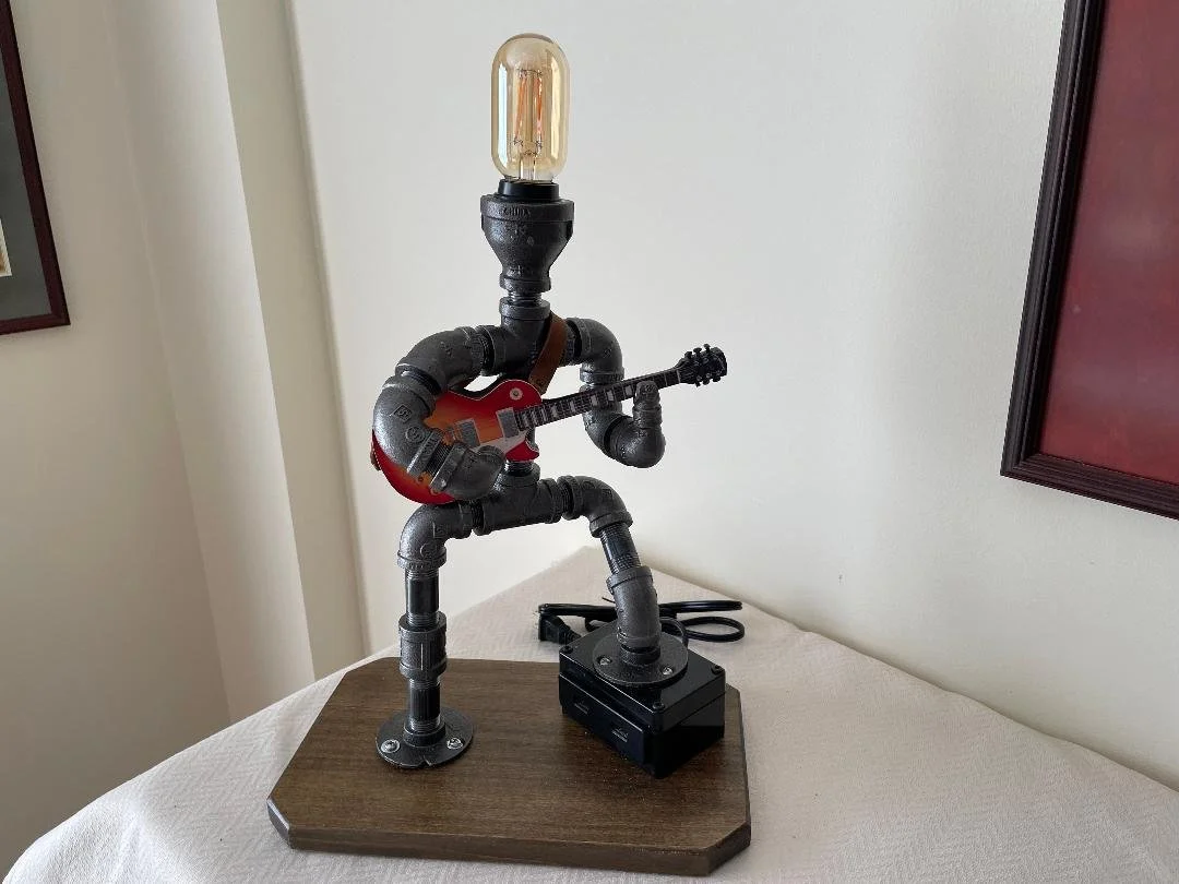 322 The Les Paul Sunburst.jpg