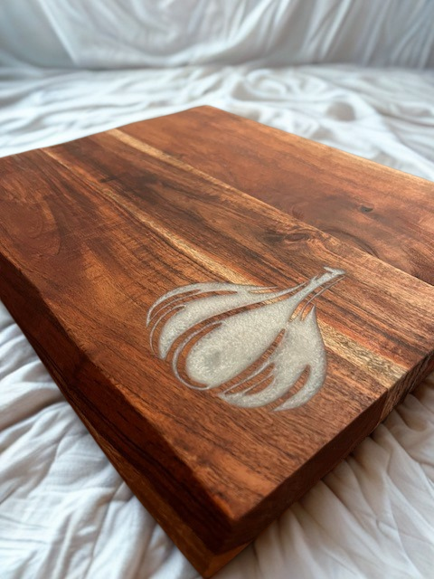 Garlic Inlay cutting board