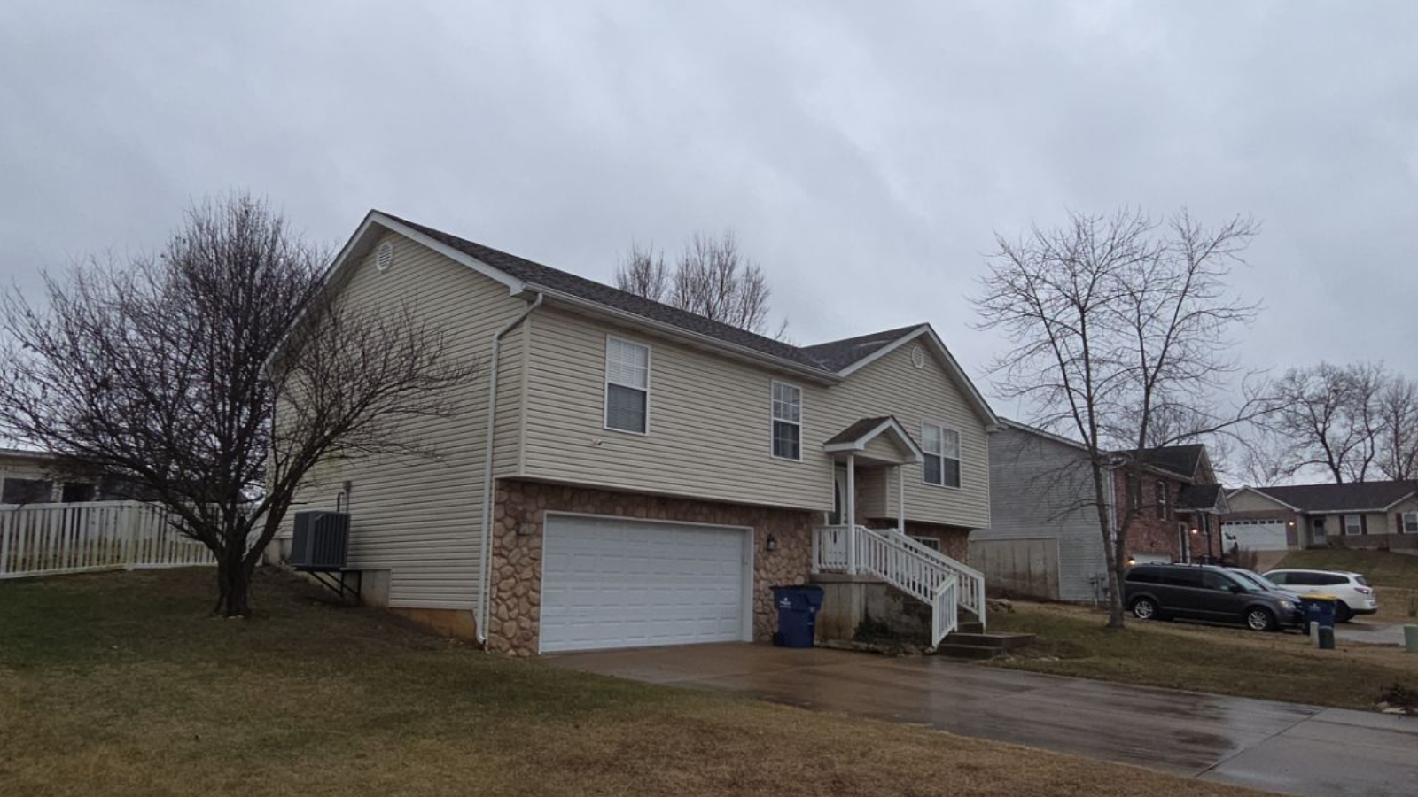 Selecting Storm Hardy Roofing Materials for Villa Ridge Homes