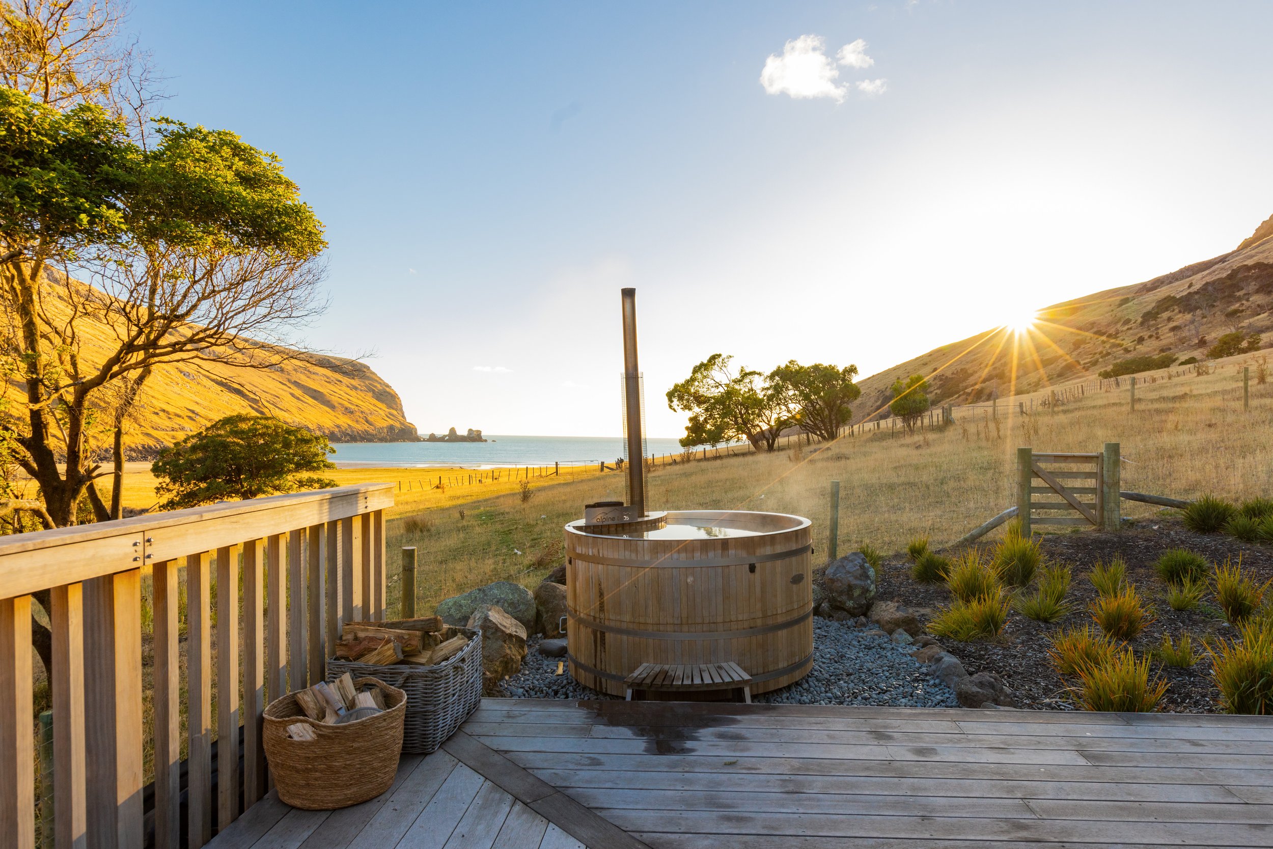 Outside Deck  (20).jpg