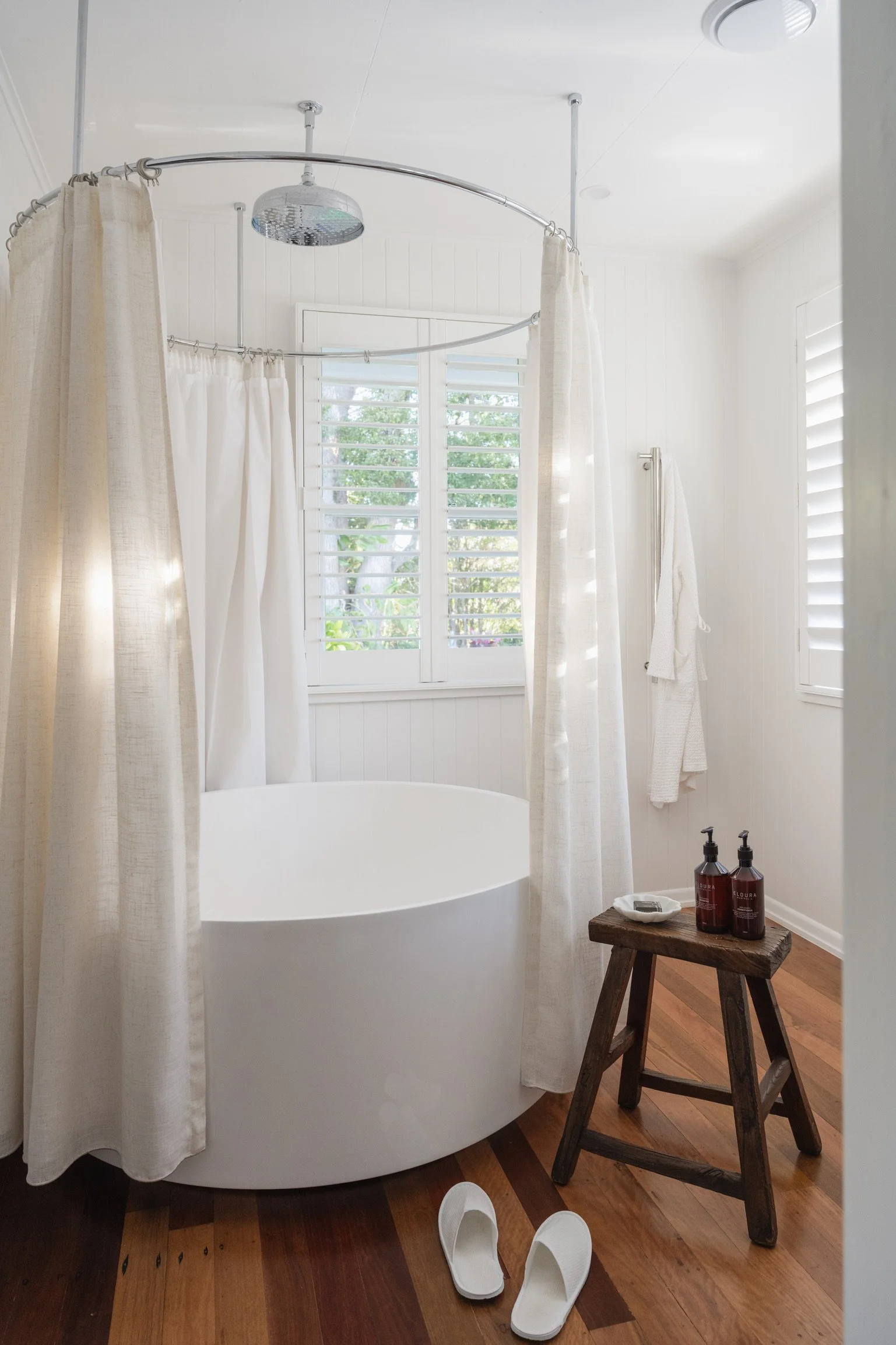 Bedroom 2 Bathroom - Hannah Puechmarin.jpg