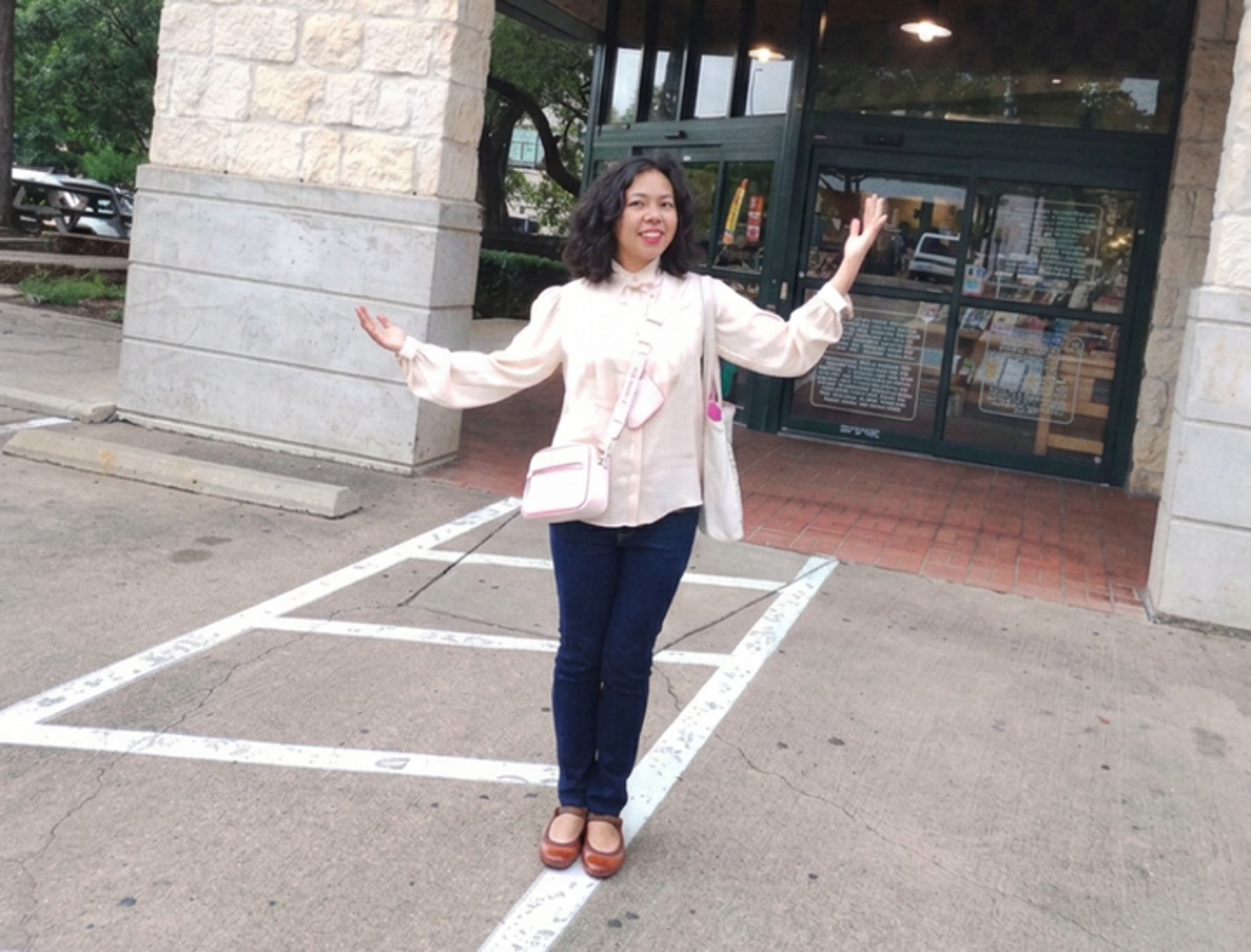 Returning home: Writing the Filipino experience