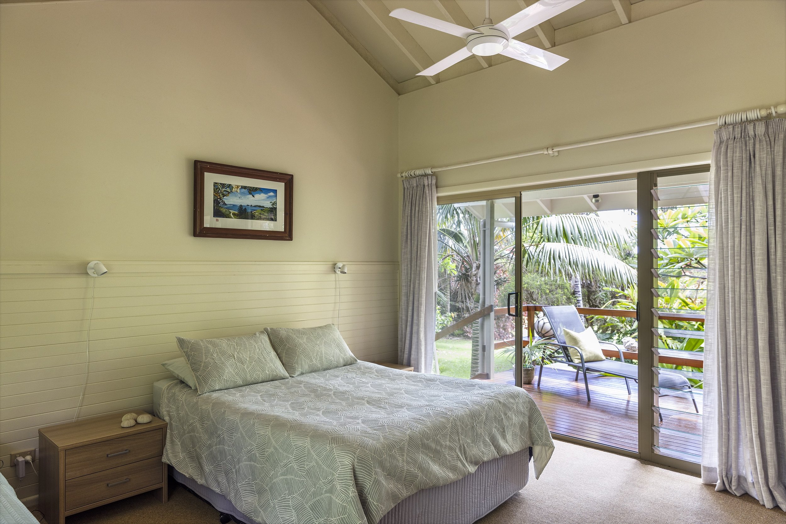 LHI Ebbtide_The Cottage_Bedroom_HIGH-RES_Small size .jpg