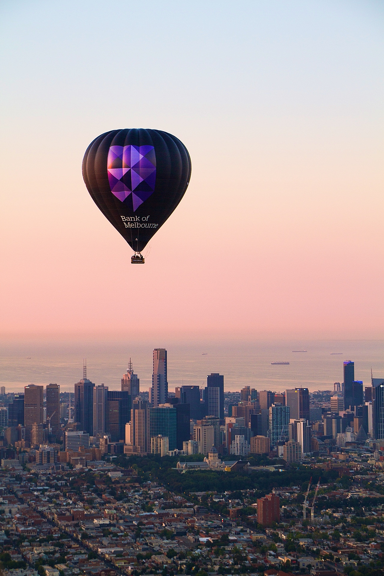 Bank of Melbourne hot air balloon over Melbourne 1.jpeg