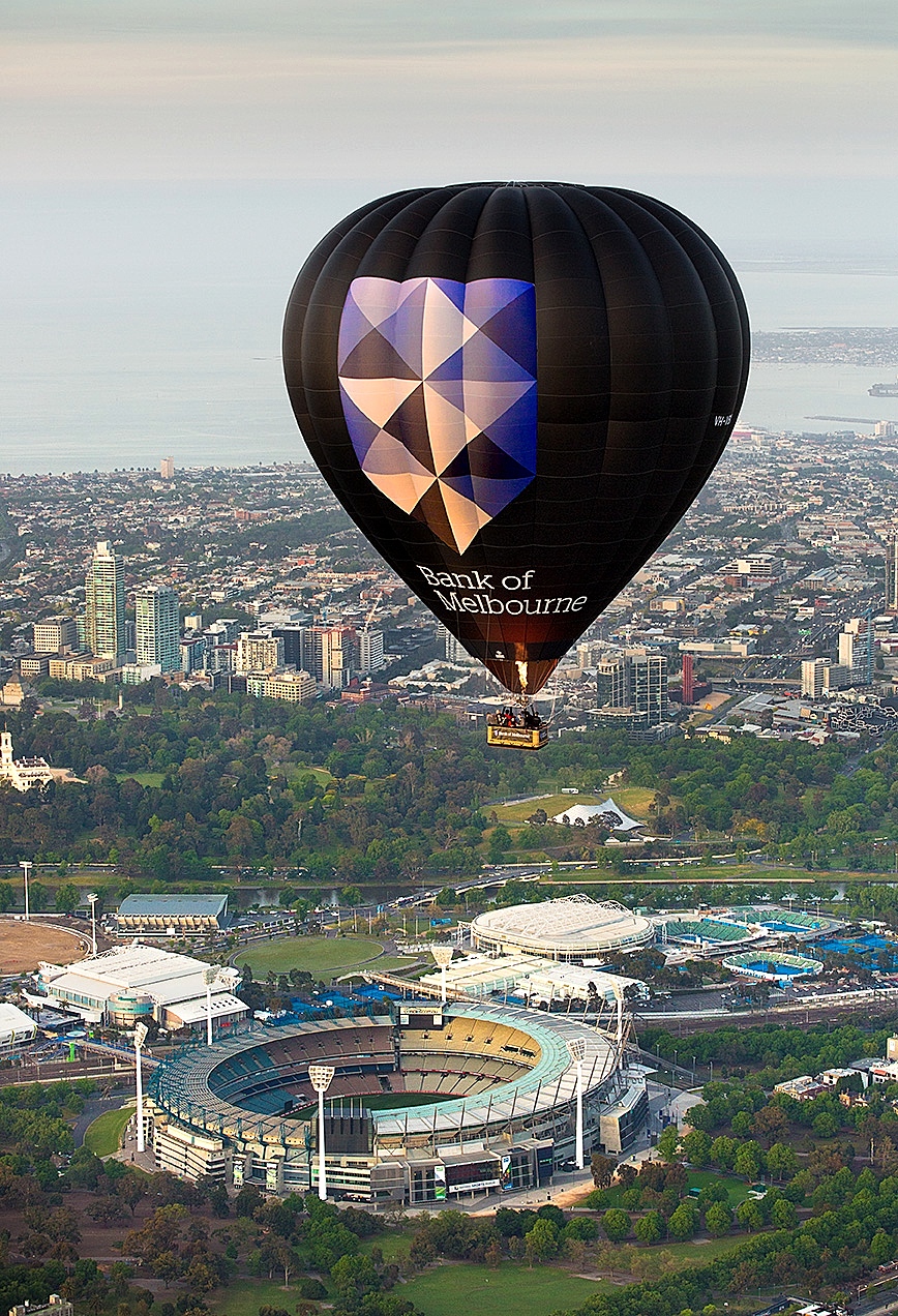 Bank of Melbourne hot air balloon over MCG.jpeg