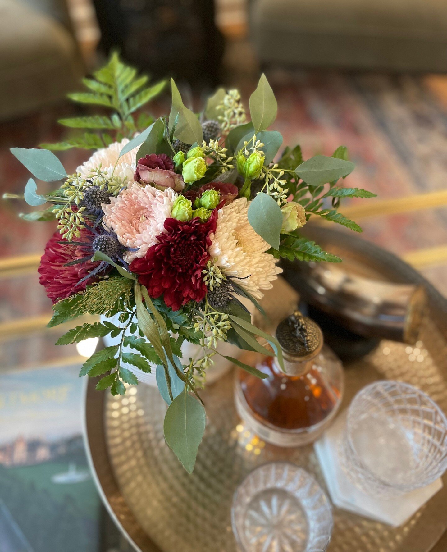 Recently I met the floral designer and owner of @ladybirdblooms (isn't this a super fun business name). Her floral arrangements are beautifully curated for fall and I purchased a bouquet for my home. After one week, these flowers are still going stro