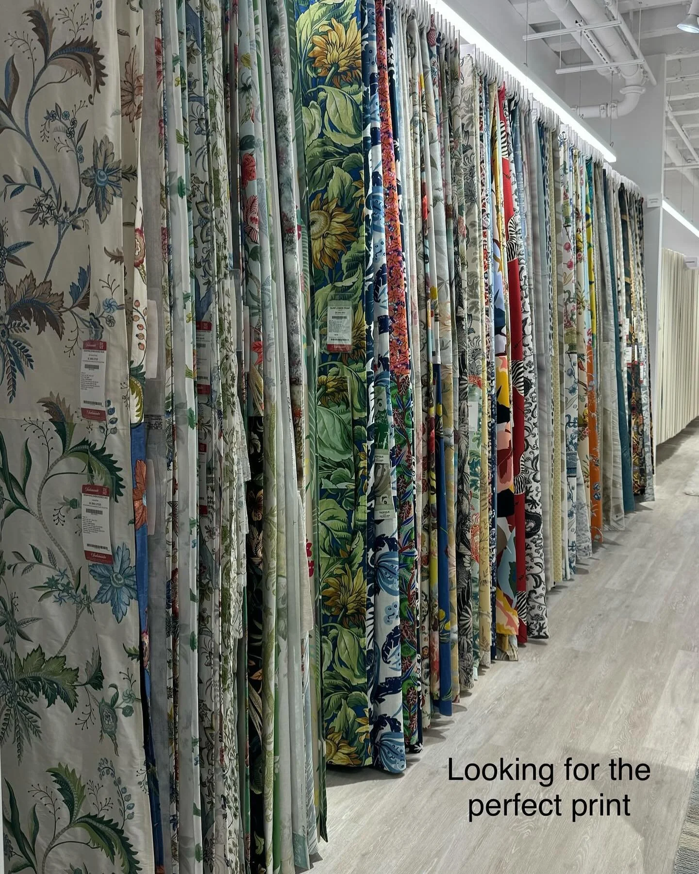 The Merchandise Mart never disappoints. I ❤️ Chicago!  #interiordesign