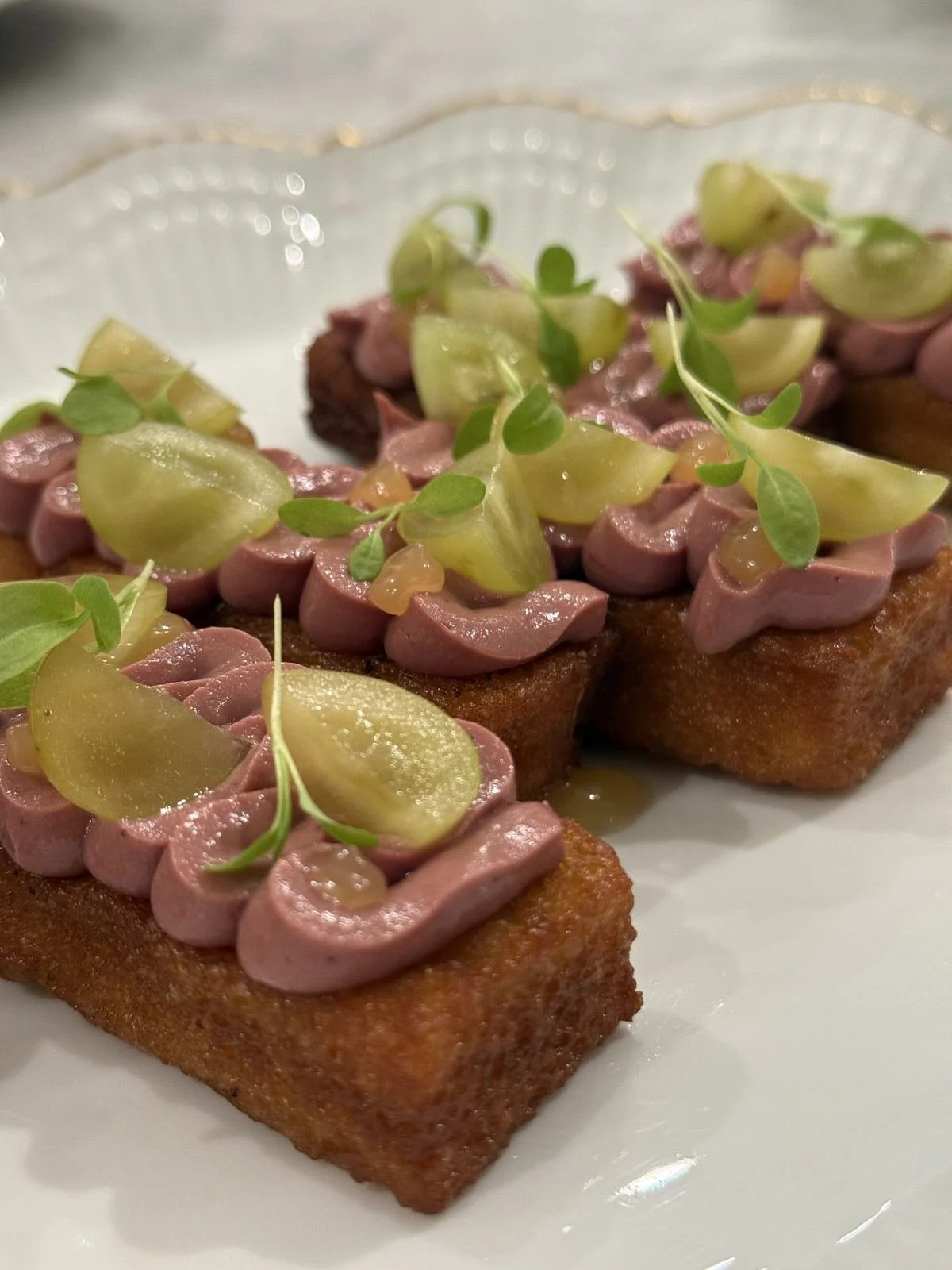 potato-bite-pickled-grape.jpg