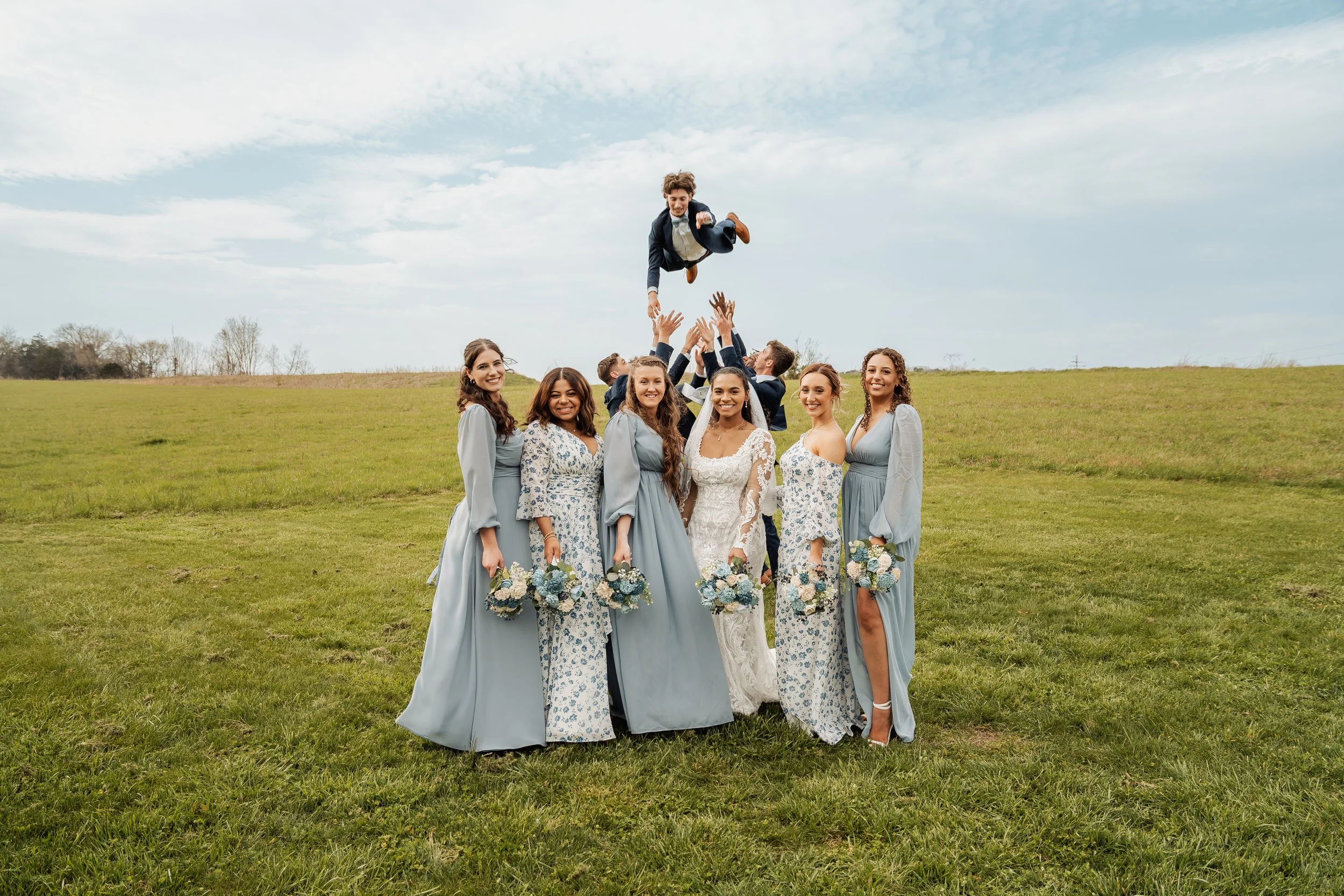 Knoxville Wedding Photographer at Valley View Venue in Parrotsville, TN