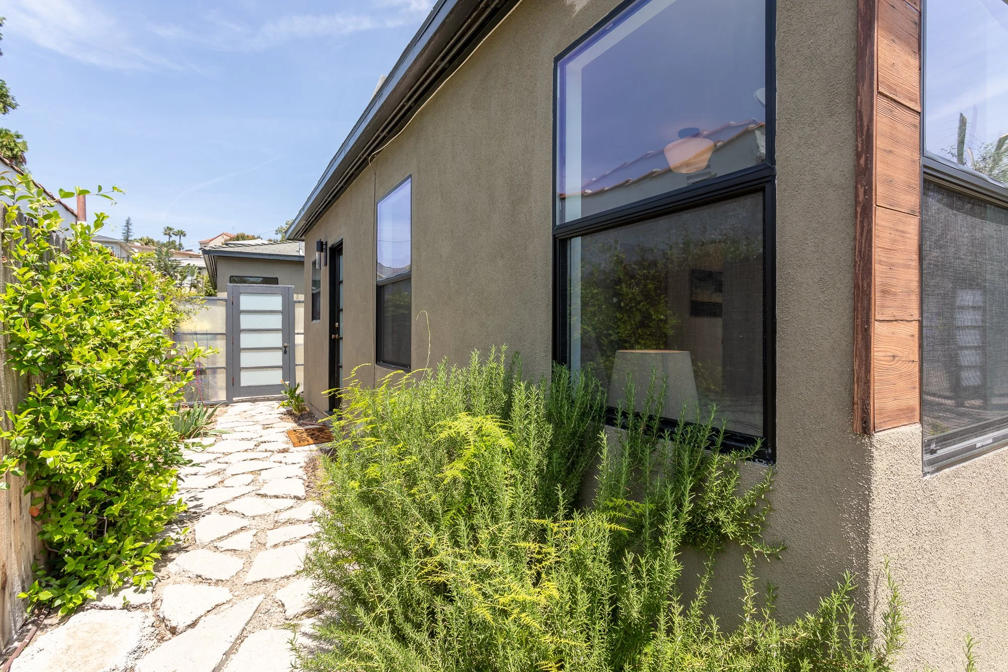 Franklin_4212_Exterior_4.jpg