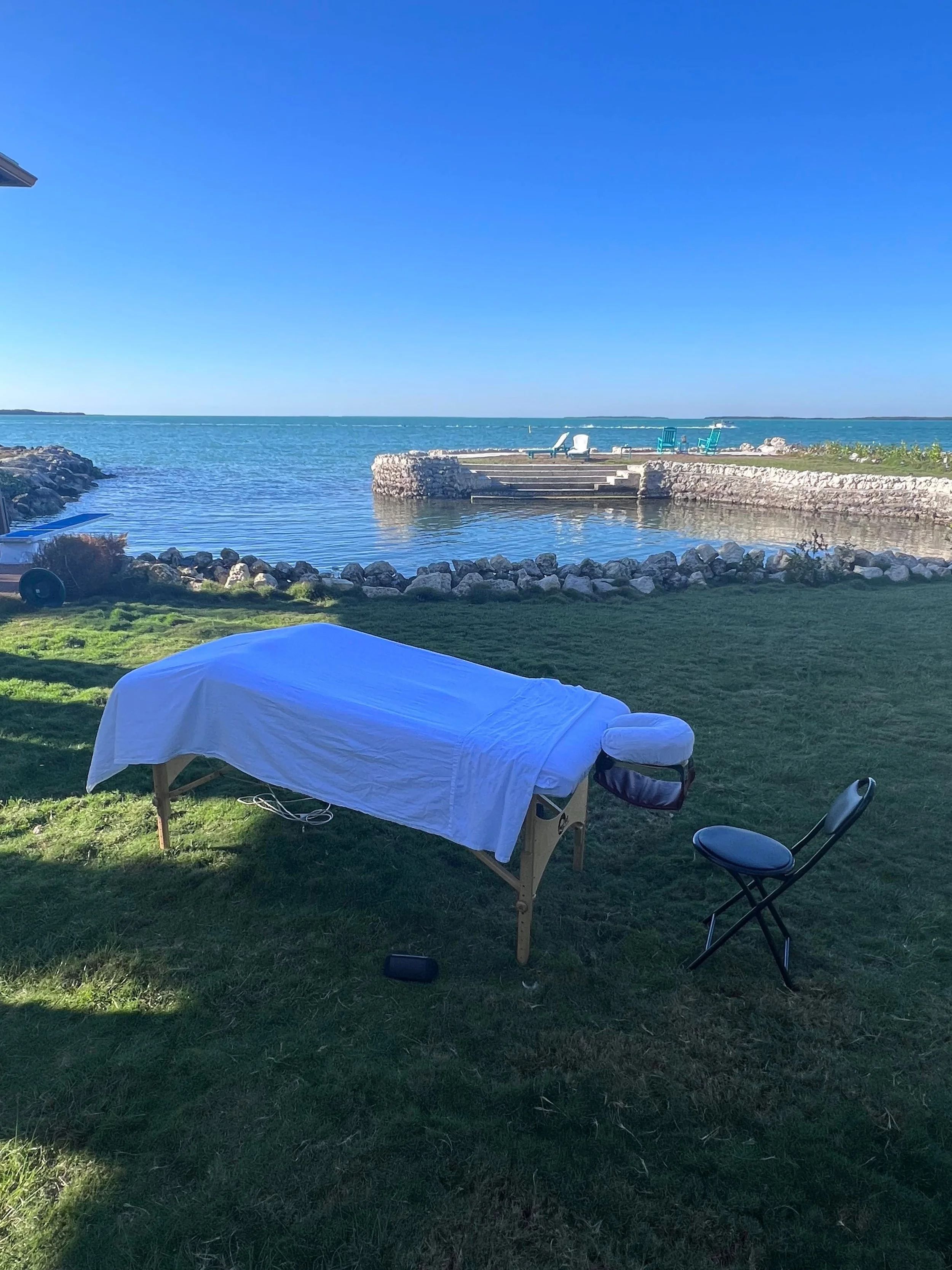 Massage Table Outdoor Florida Keys.jpg