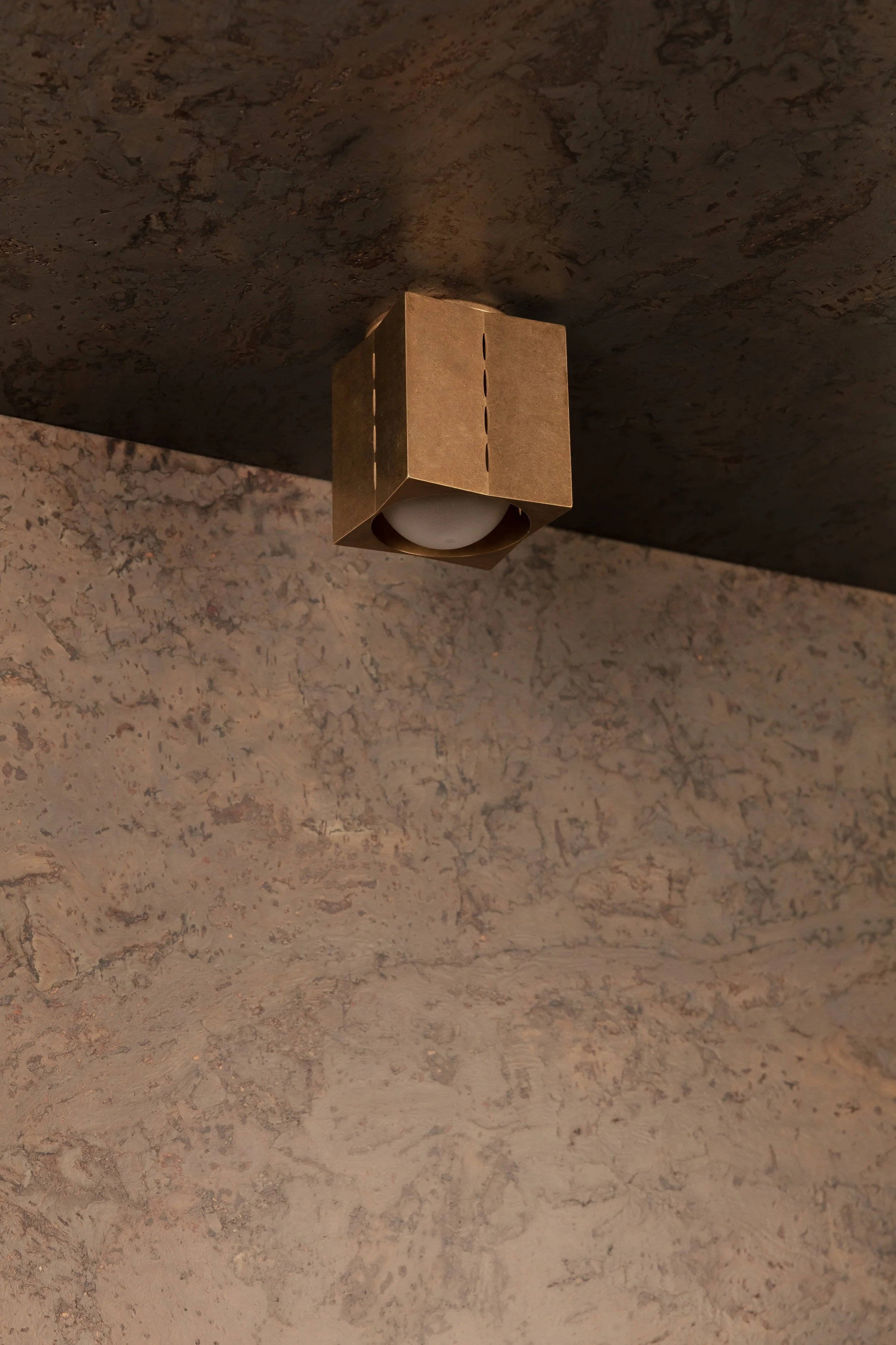 Polaris_Ceiling_Brass_Small_Off.jpg