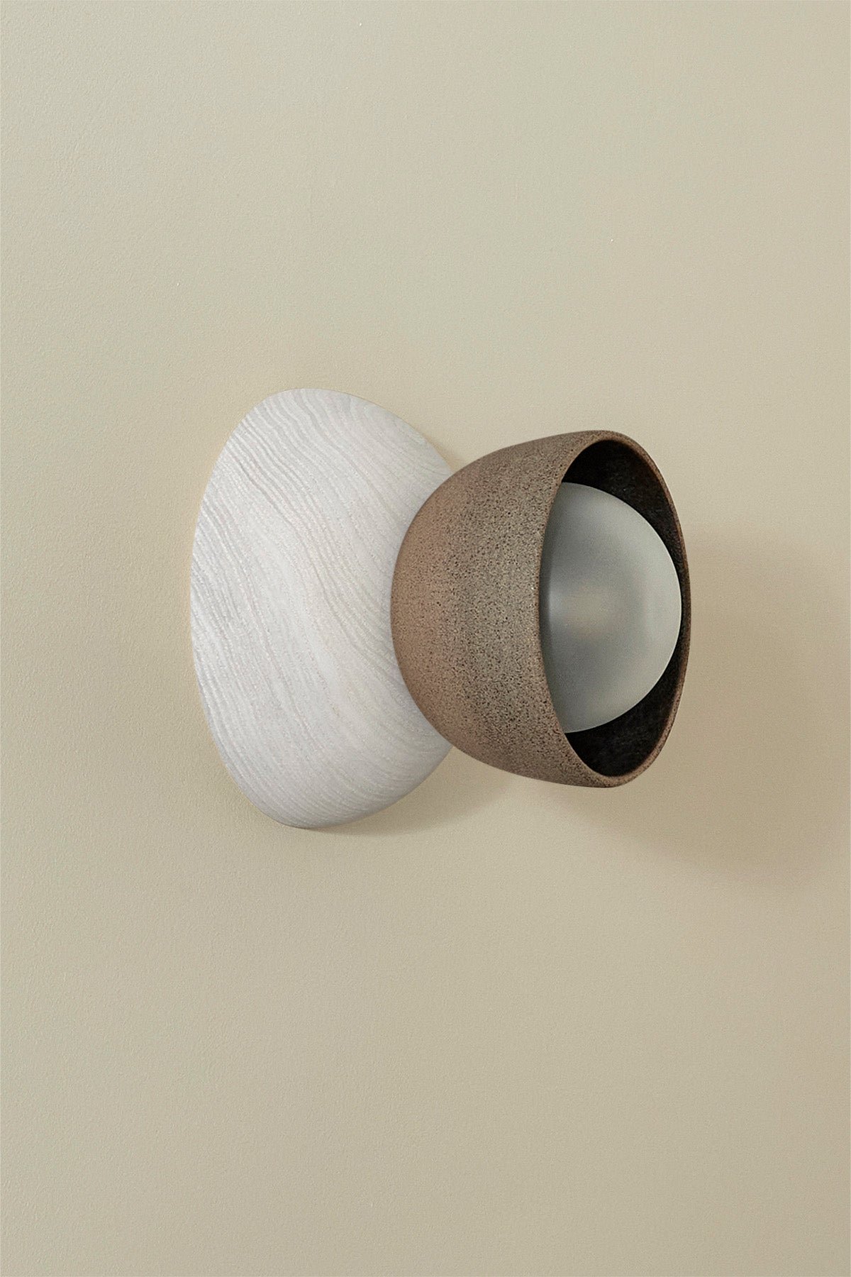terra-00-surface-sconcemarz-designsclaybleached-ash-435986.jpg