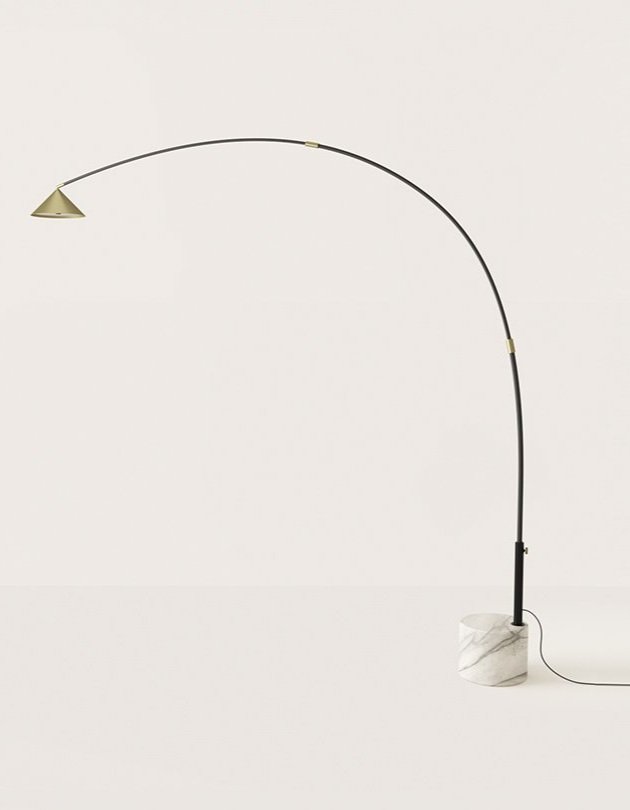 Hinoo+floor+lamp+over+hang.jpg