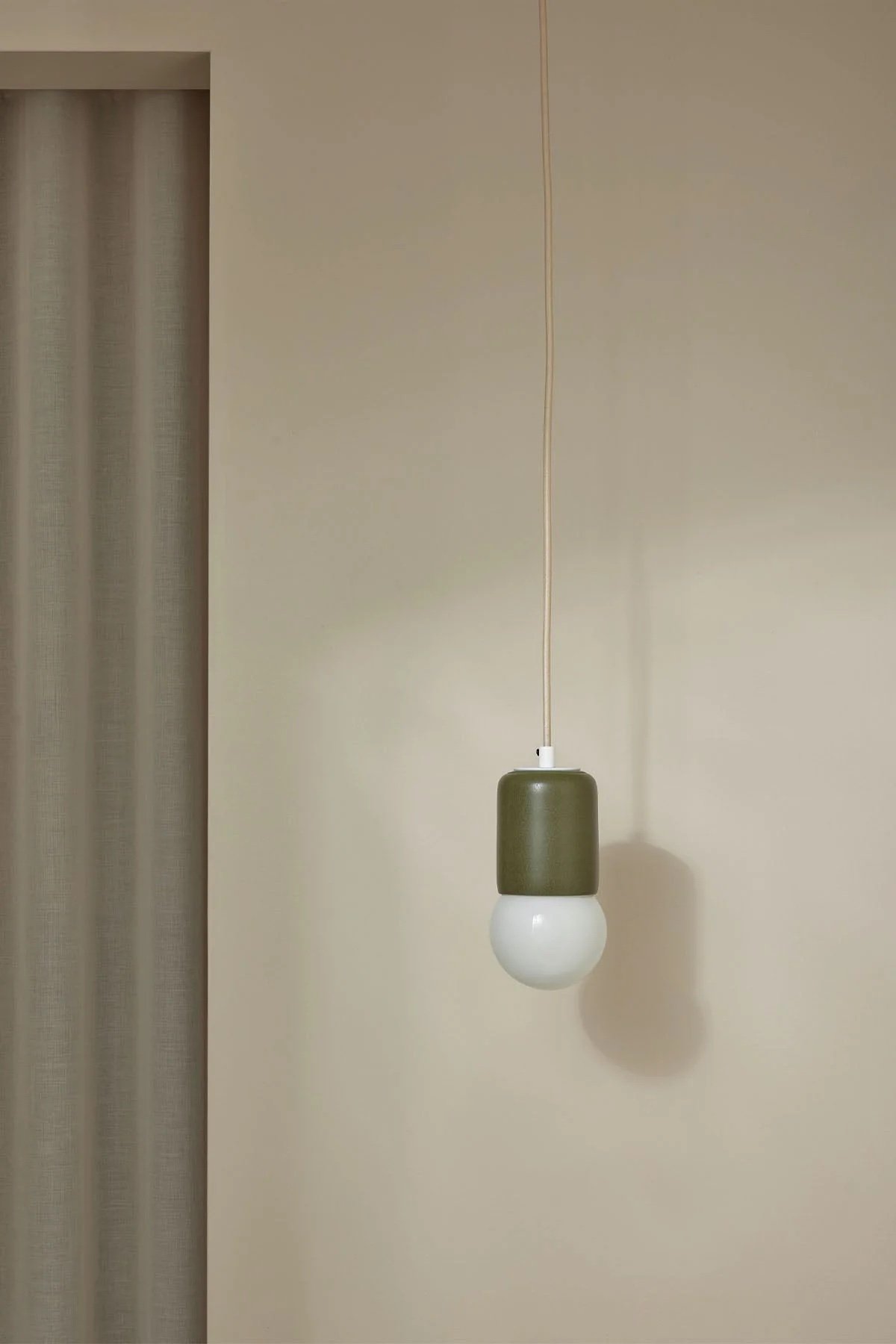 terra-1-pendant-light-fabricmarz-designsolivewhite-satin-875237.jpg