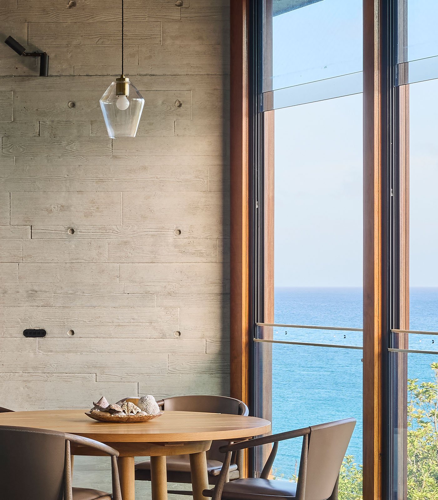 parlour geo pendant light.jpg
