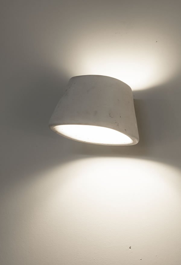 Bianco Tobo Toscot Wall Light.jpg
