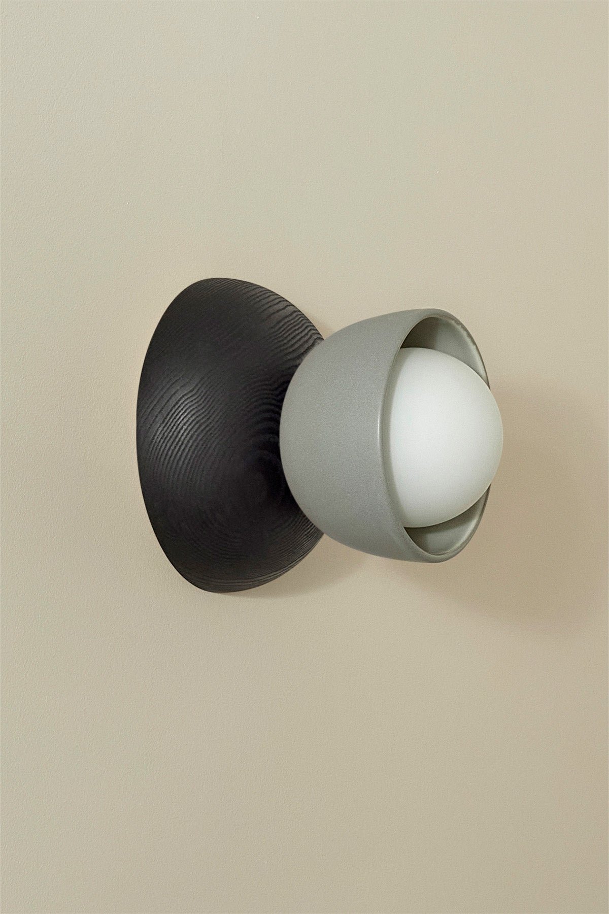 terra-00-surface-sconcemarz-designsfogblackened-ash-284884.jpg