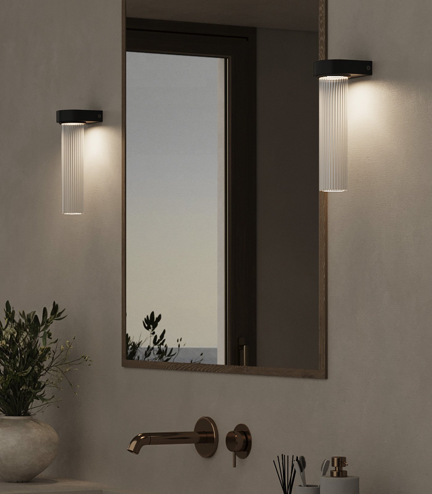 edge wall light socialight.jpg