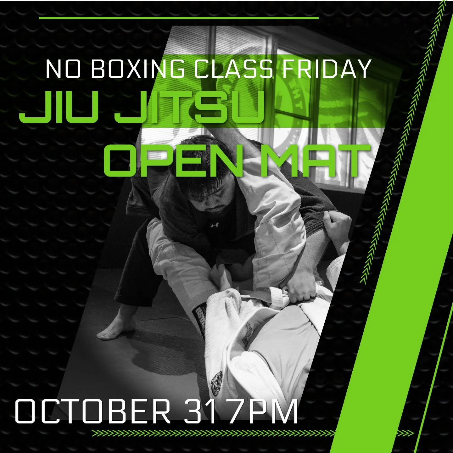 Reminder there is no boxing class today. 7pm jiu-jitsu is still on but will be a rolling sesh.  Come work on your game and then eat some candy! 
#halloween