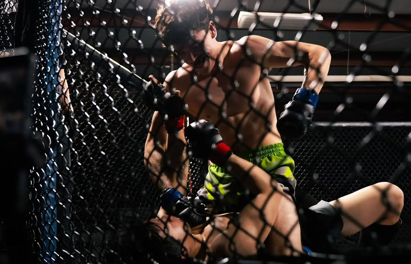 Thomas doing work! 
This future champ was back in the gym 1 day after this 10-8 performance on all 3 scorecards. 
Good performances are not good enought for him. Hes chasing greatness! 
#leasidemartialarts #leasidemma #leasidetoronto #wetheflock 
@th