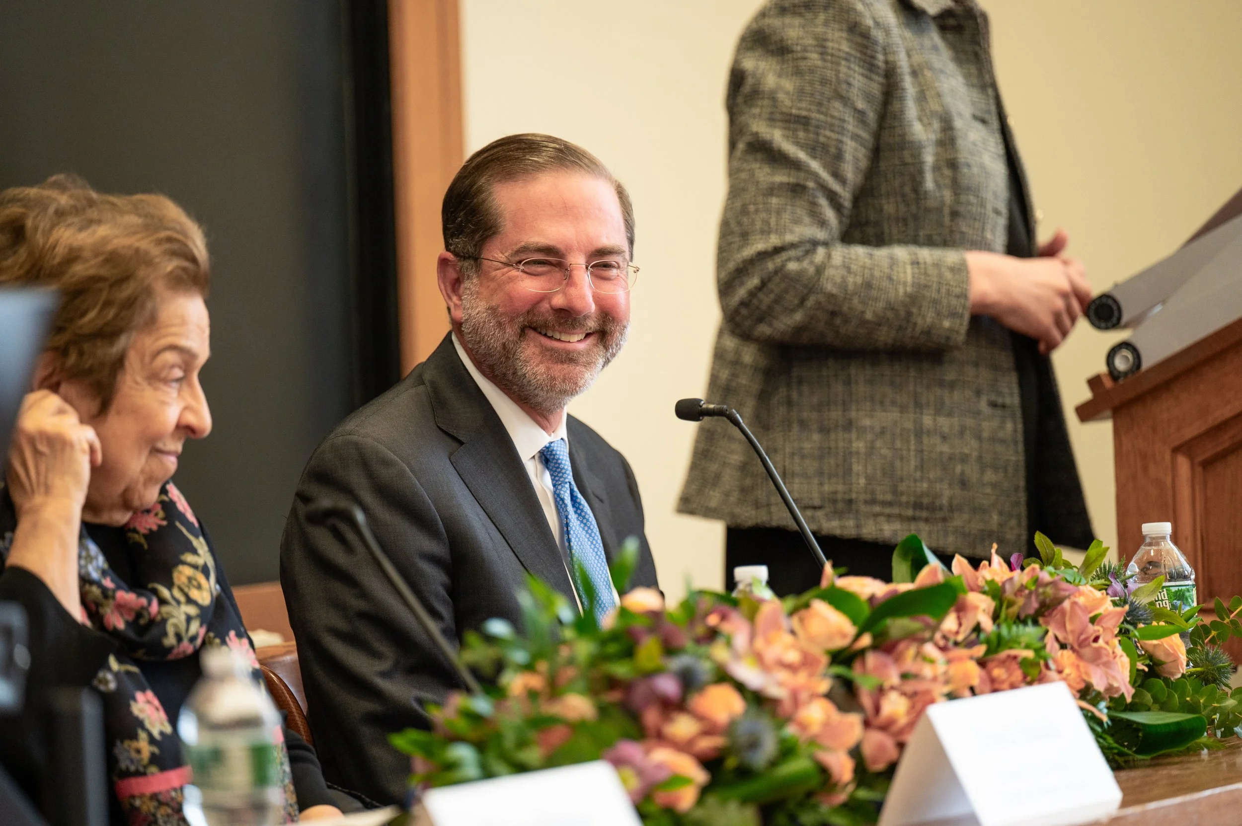 2025-04-10-YSPH-Leadership-Council-Meeting-24-Crossing-Divides-YLS-Panel.jpg