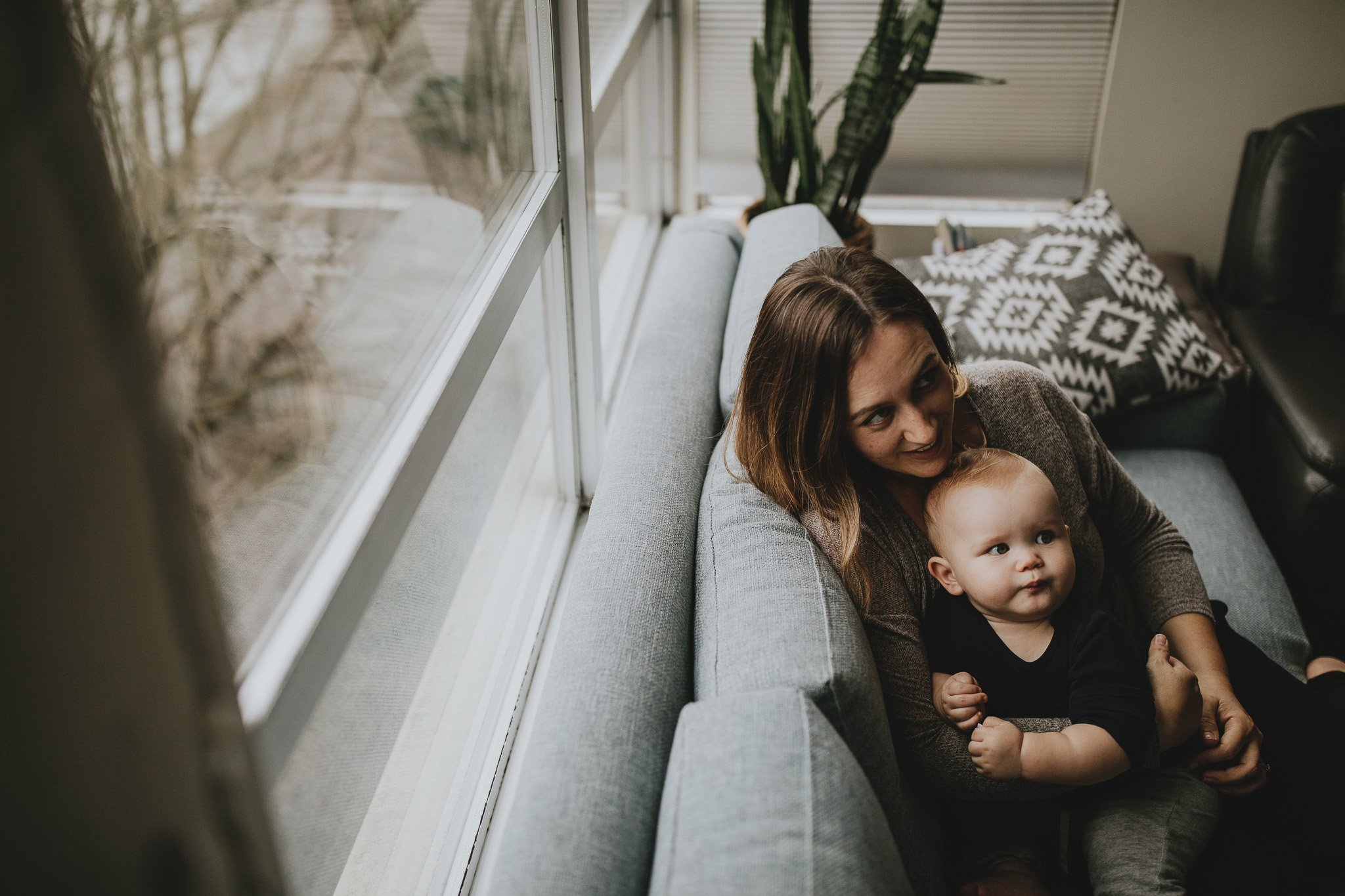 Danaea-Godard-Vancouver-Family-Photographer-In-Home-Family-Photos-11.jpg