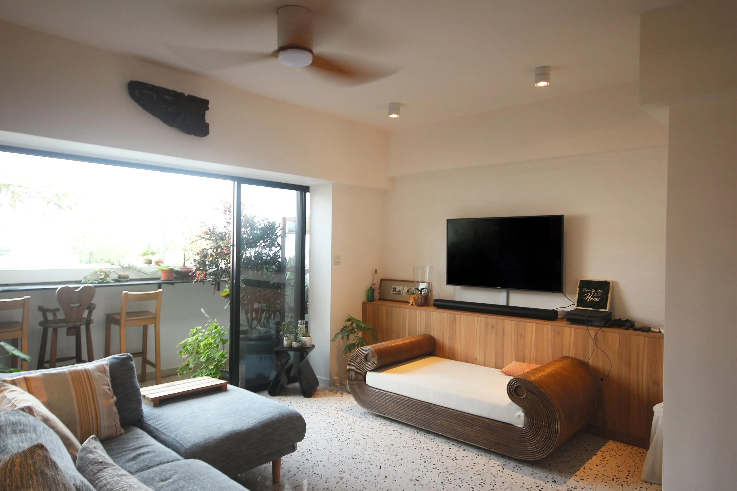 07 tv console-a.jpg