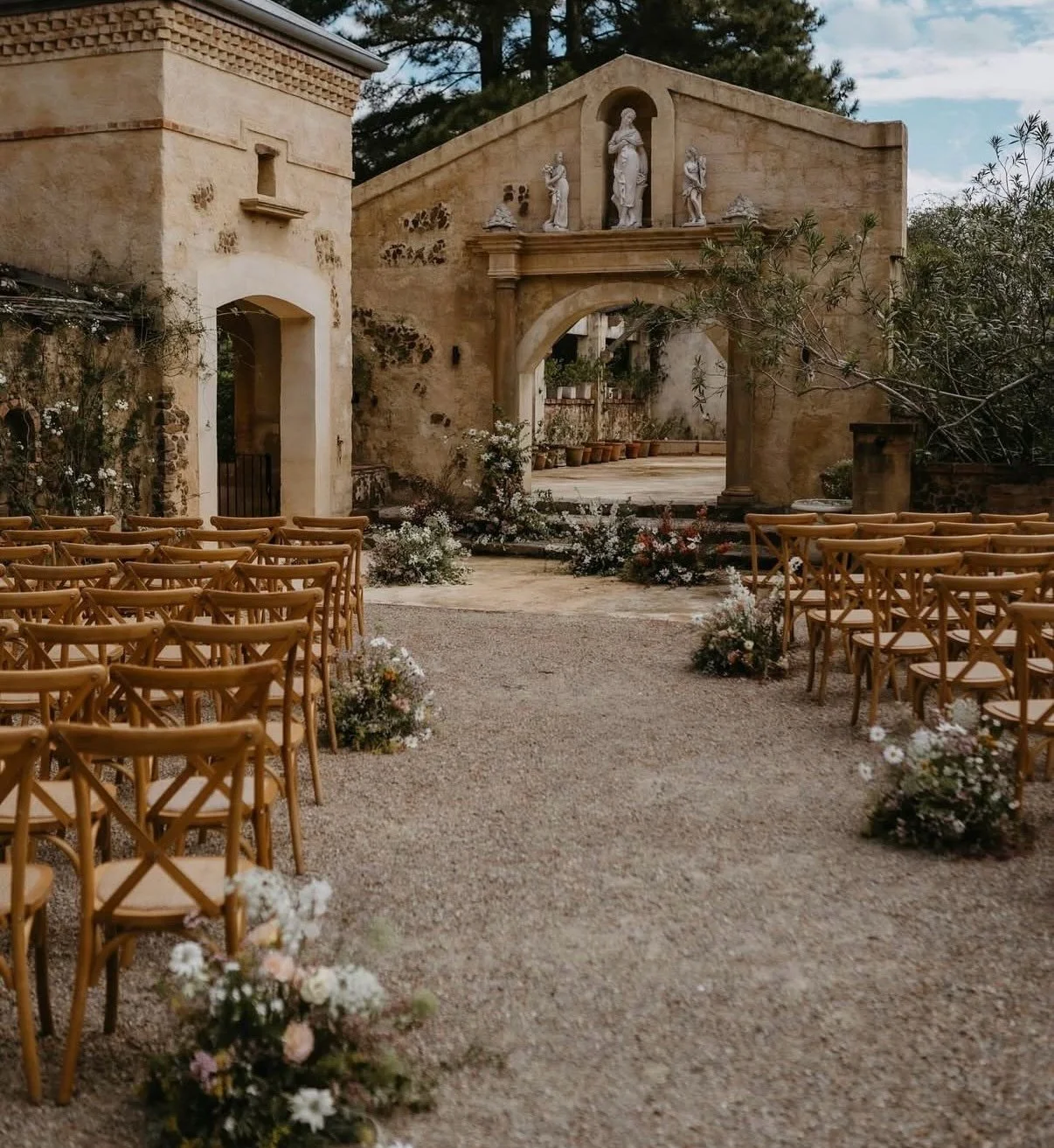 For our sweet Claudia &amp; Michael @deuxbelettes ✨ @theeventslounge @brendan_back