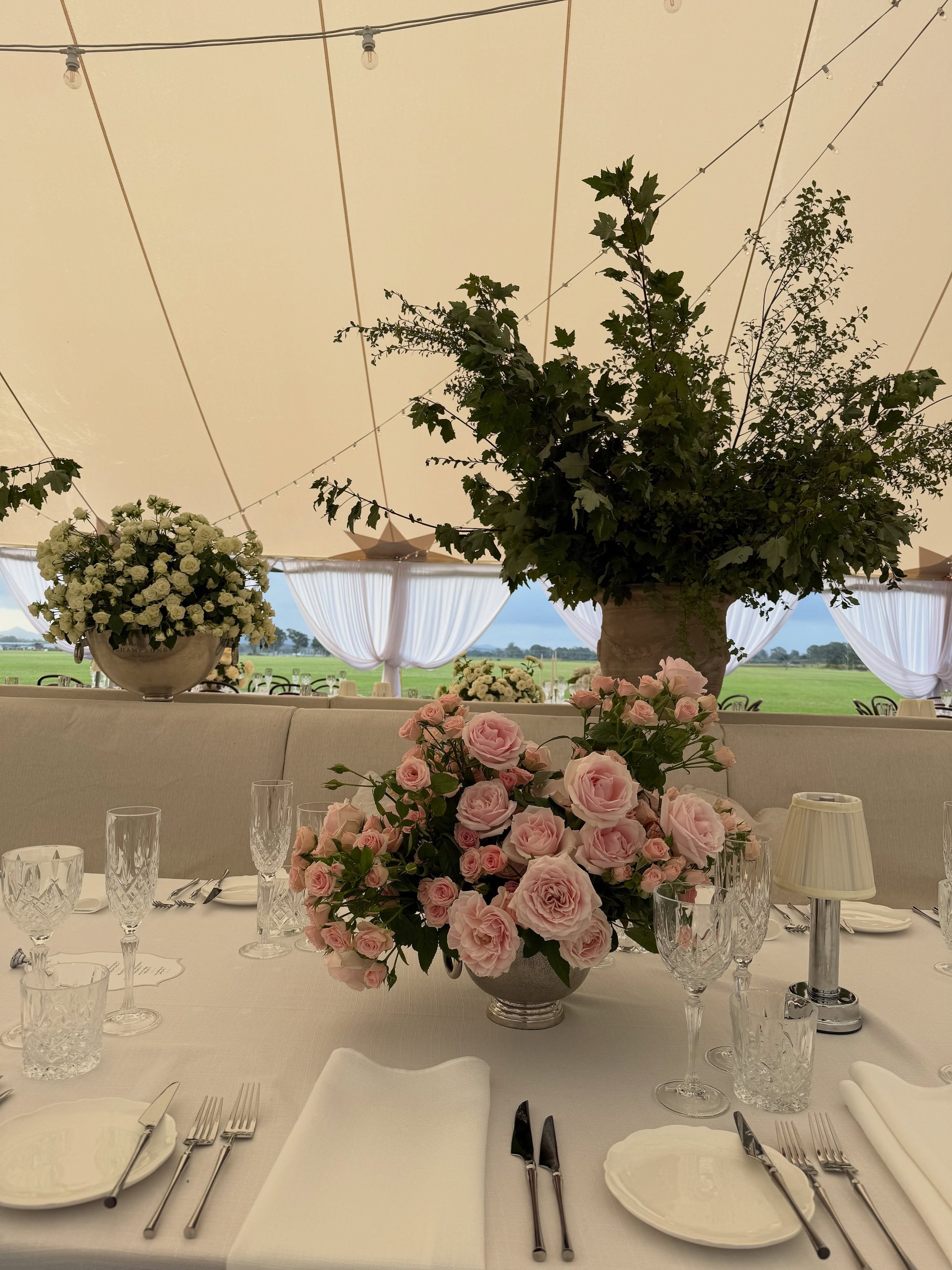 Reception centrepieces ~ for Grace &amp; Will 🤍 @theeventslounge