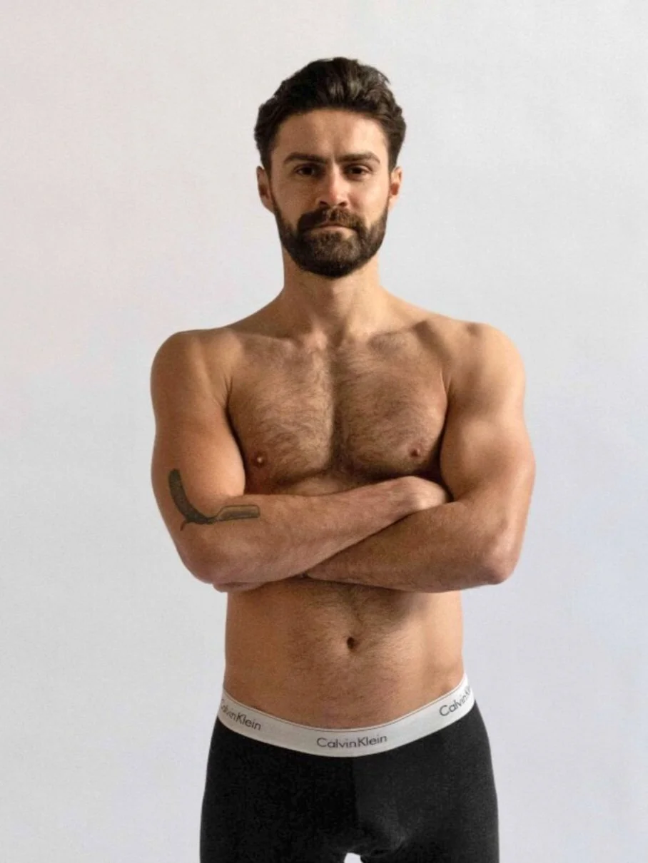 Thomas Topless Waiter Melbourne 3b_Verta Events.jpg