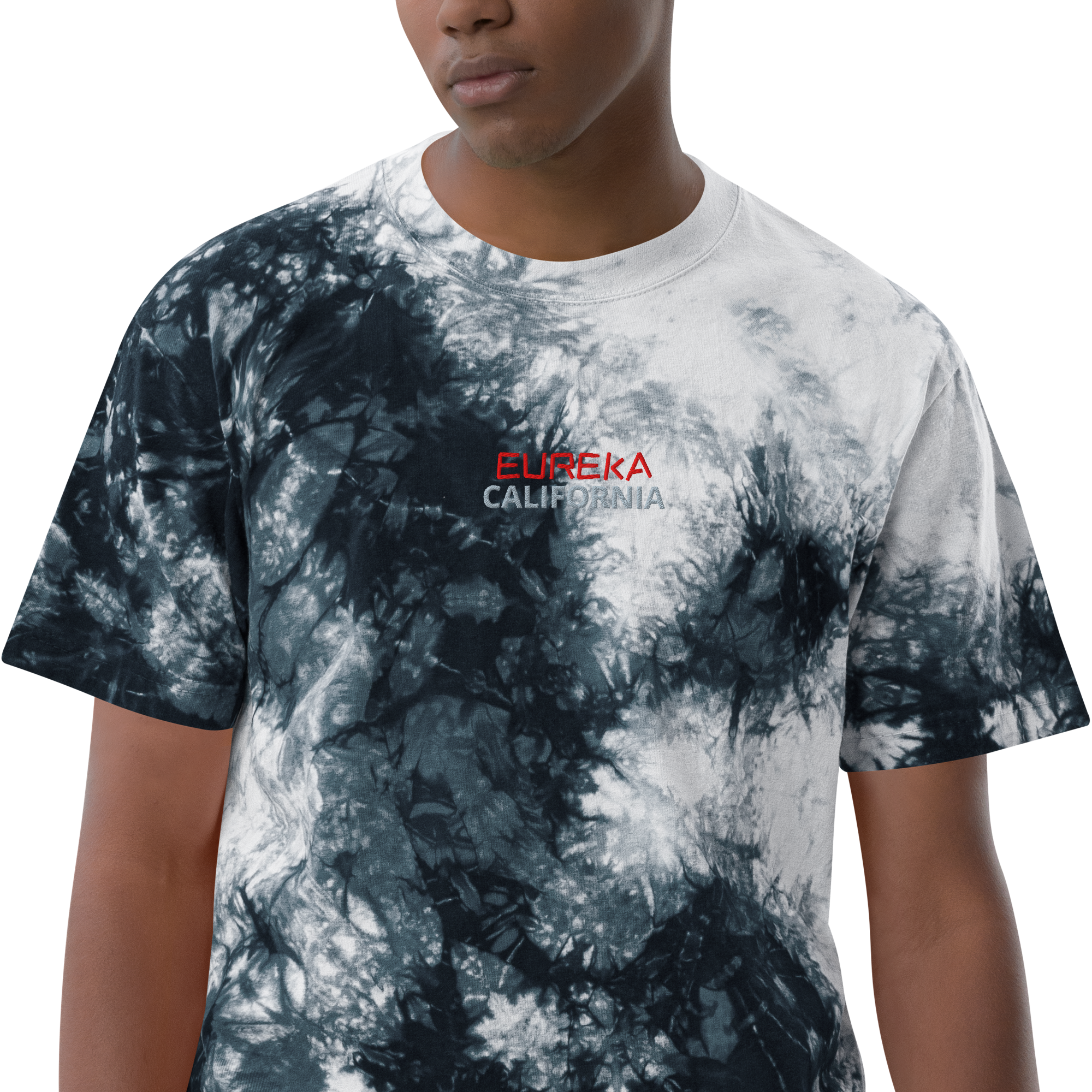 oversized-tie-dye-t-shirt-black-white-zoomed-in-6828cc24cf40d.png