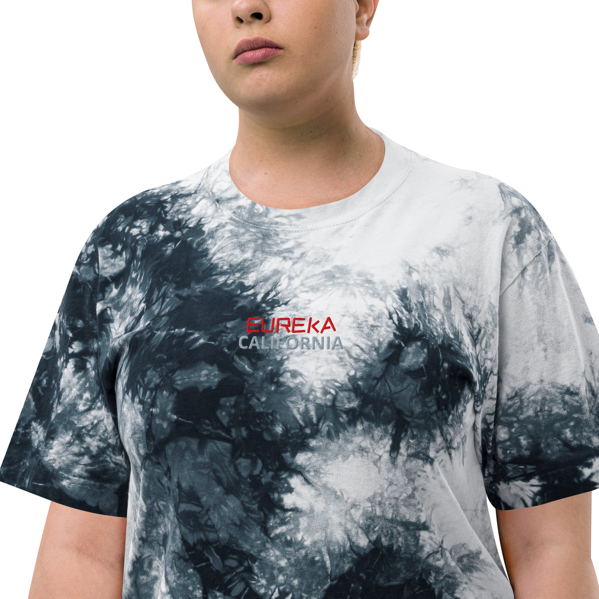 oversized-tie-dye-t-shirt-black-white-zoomed-in-6828cc24d0509.png