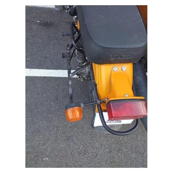Conjunto de bola traseras SW-Motech con soporte y placa para sidecar Ural a través de Moto Side Aventure (distribuidor de sidecares Ural)