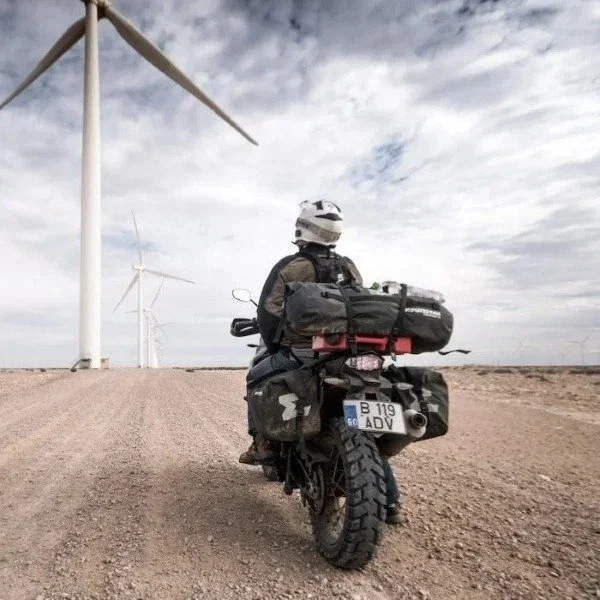 Enduristan ROKStraps 1400, accesorio para sidecar Ural a través de Moto Side Aventure (distribuidor de sidecares Ural)