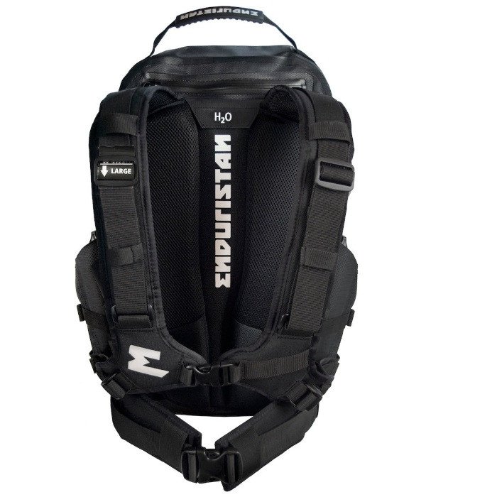 Sac à dos étanche Enduristan Hurricane 15 compatible avec les side-cars de marque Ural Motorcycles