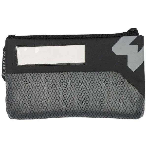 El organizador Flatty 04 de la marca Enduristan, accesorio para sidecar Ural, a través de Moto Side Aventure (distribuidor de sidecares Ural)