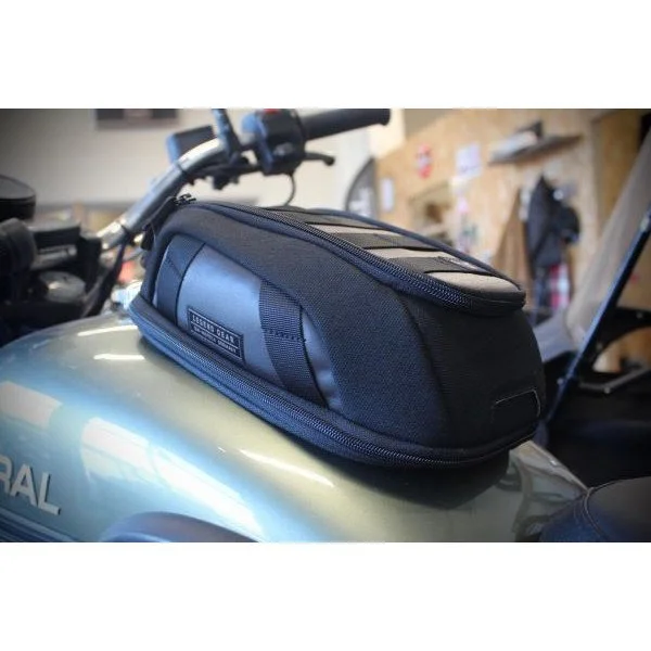 Sacoche de réservoir magnétique LT1 Legend Gear, accessoire pour side-car Ural avec Moto Side Aventure (concessionnaire sidecar Ural)