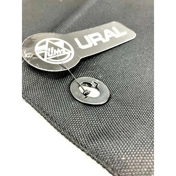 Bâche textile de pare brise pour side-car depuis 2013, pièce détachée d'origine Ural Motorcycles pour side-car via Moto Side Aventure (concessionnaire side-car Ural)