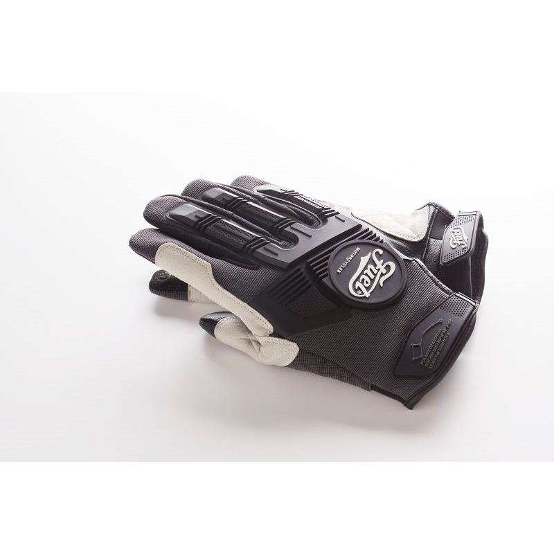 Gants cuir et textile Astrail gris, équipement du pilote Fuel Motorcycles via Moto Side Aventure (concessionnaire side car Ural)