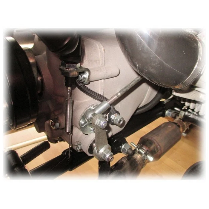 The reverse gear gastank shift set until 2018 is a tuning parts and upgrades for Ural sidecars via Moto Side Aventure