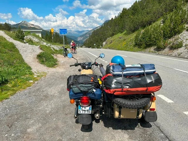 Ofenpass ou col de l'Ofen est un col de montagne des Alpes Suisse situé à 2 149 mètres d'altitude