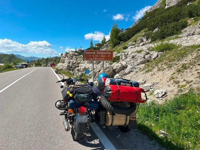 Passo valparola ou col de Valparola qui se situe à 2 168 mètres d'altitude dans les Dolomites