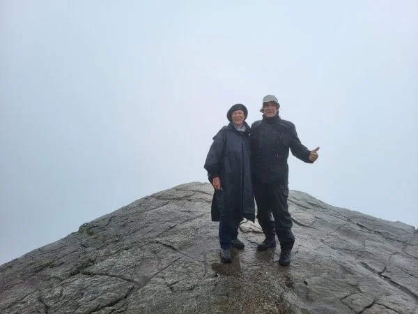 Stavanger / Preikestolen : Preikestolen falaise de 600 m de haut 