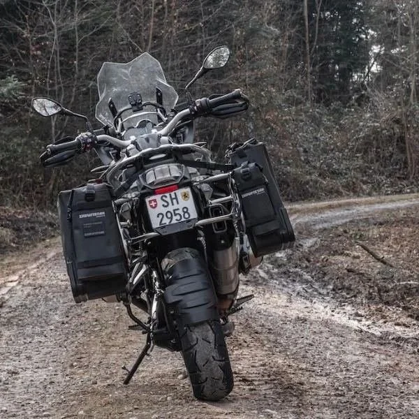 Enduristan bolsa lateral Monsoon Evo 2, accesorio para sidecar Ural a través de Moto Side Aventure (distribuidor de sidecares Ural)